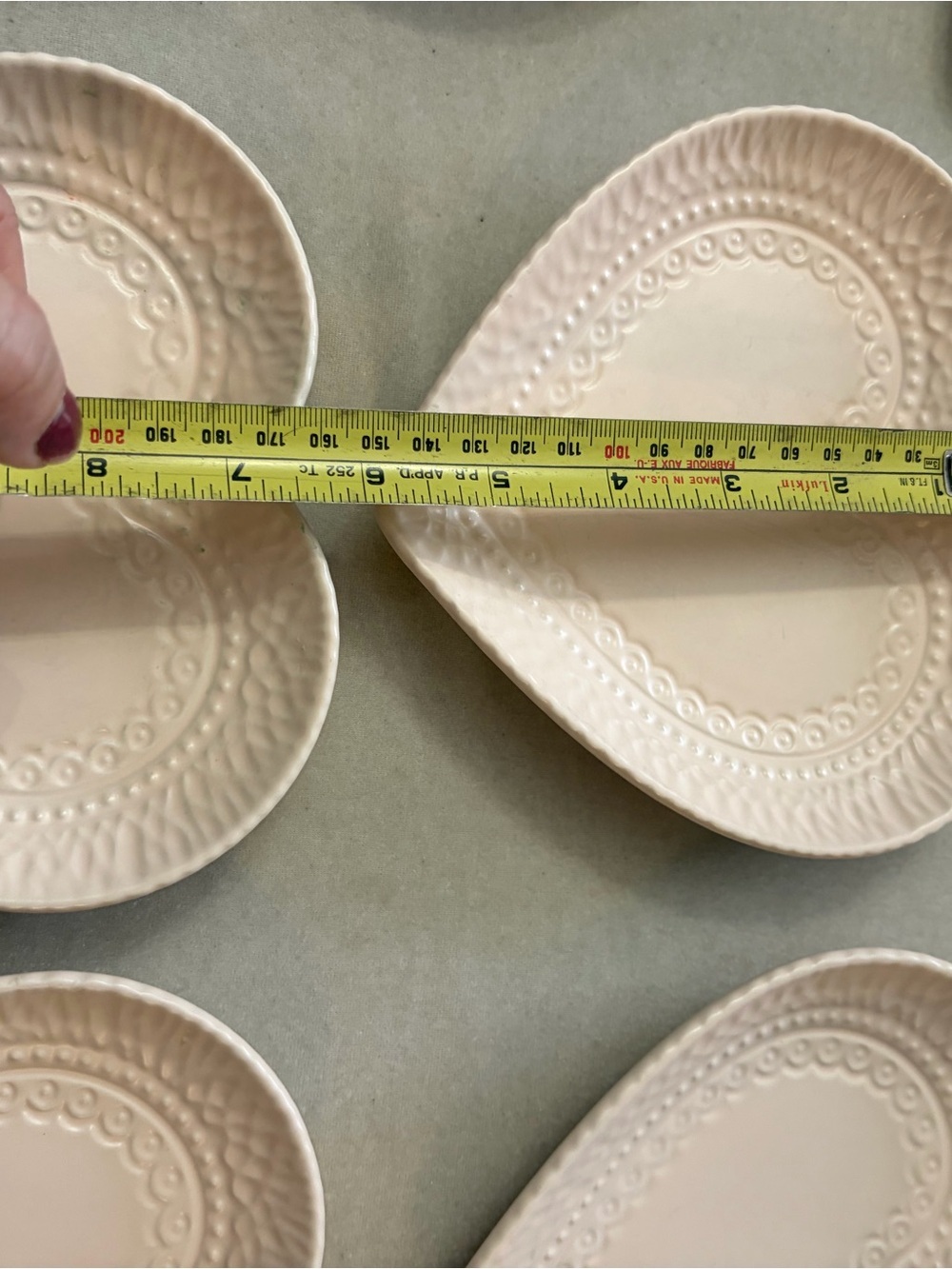 Set of 4 Heart-Shaped Ceramic Dessert Plates in Blush Pink - Picture 3 of 4